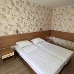 Hotel диамант Diamond 3*