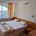 فندق диамант Diamond بالشيك