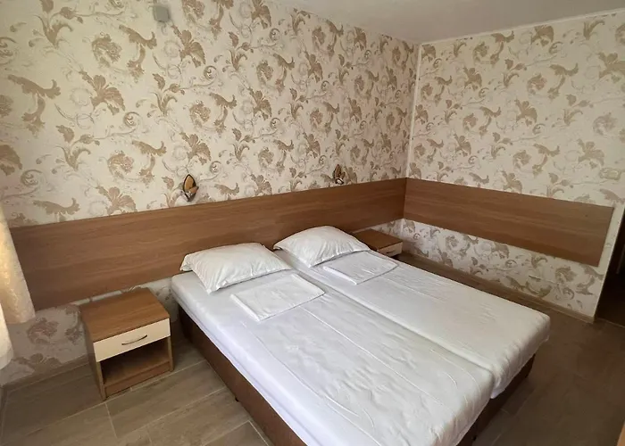 Hotel диамант Diamond 3*